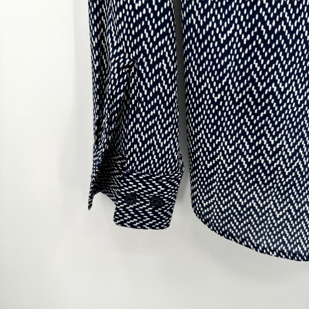 Piperlime Herringbone Collared Button Down Shirt … - image 3